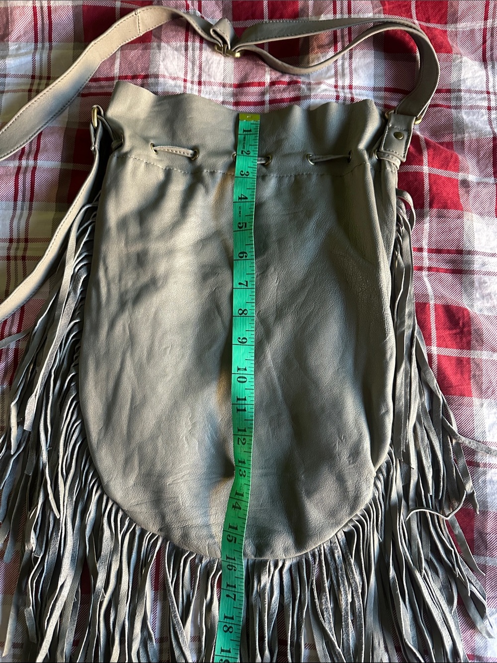 Gray Gypsy Soul fringe bone tassel bag preowned - Picture 16 of 16